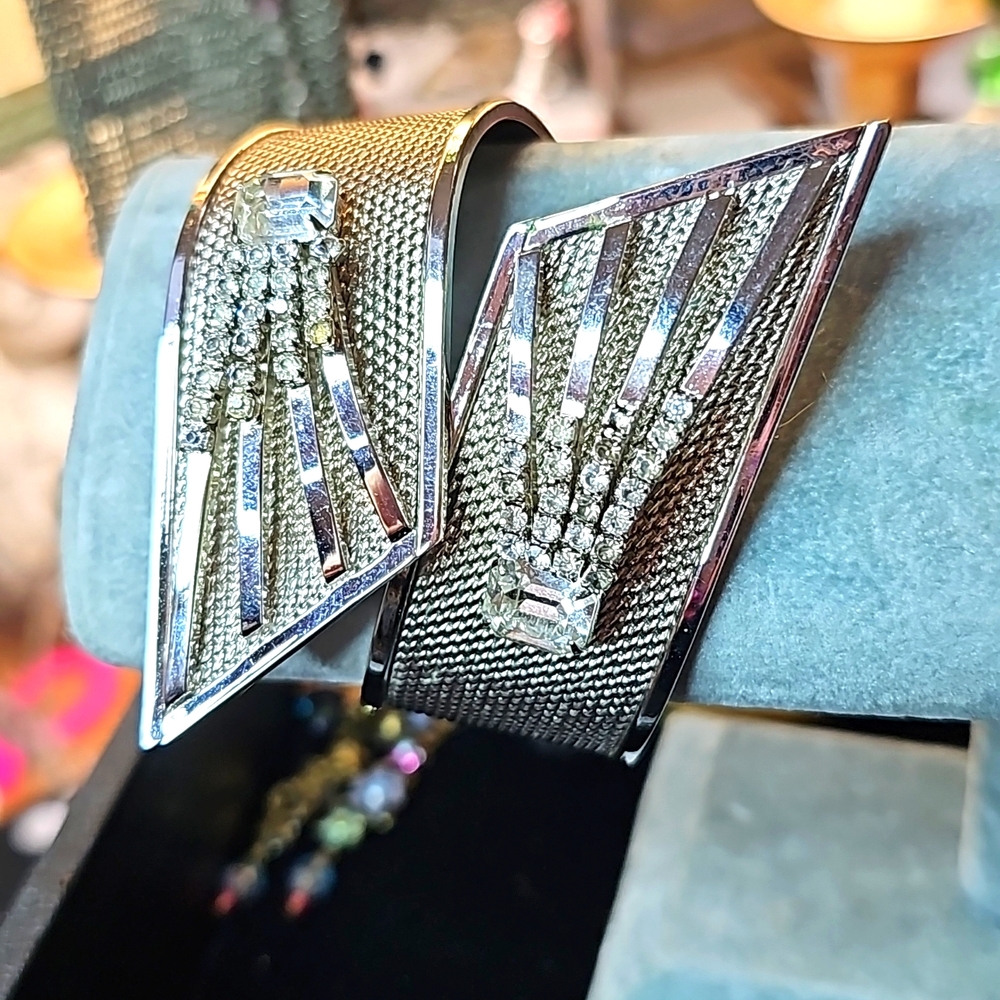 Vintage Vargas Silver Tone Hinged Cuff